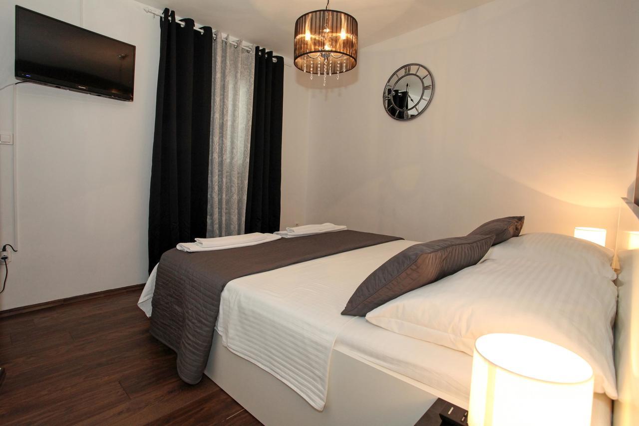Rooms Villa Padre Pag Town Eksteriør bilde